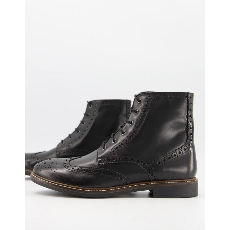 Moss London lace up boots...
