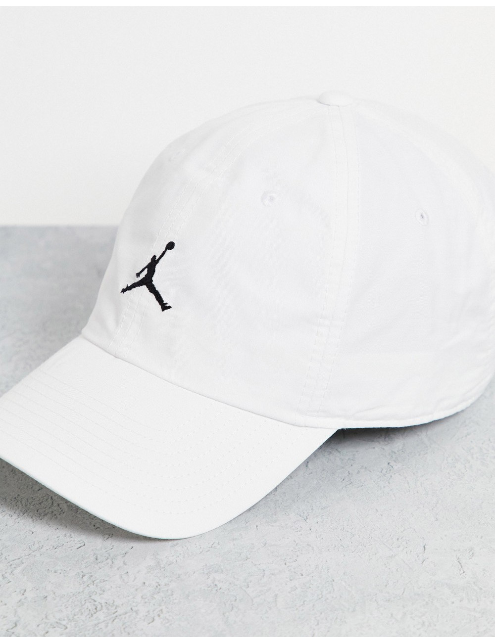 Jordan baseball cap in...