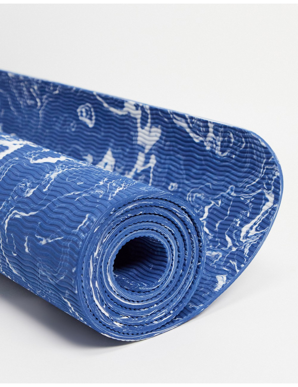 Puma Studio Yoga mat in blue