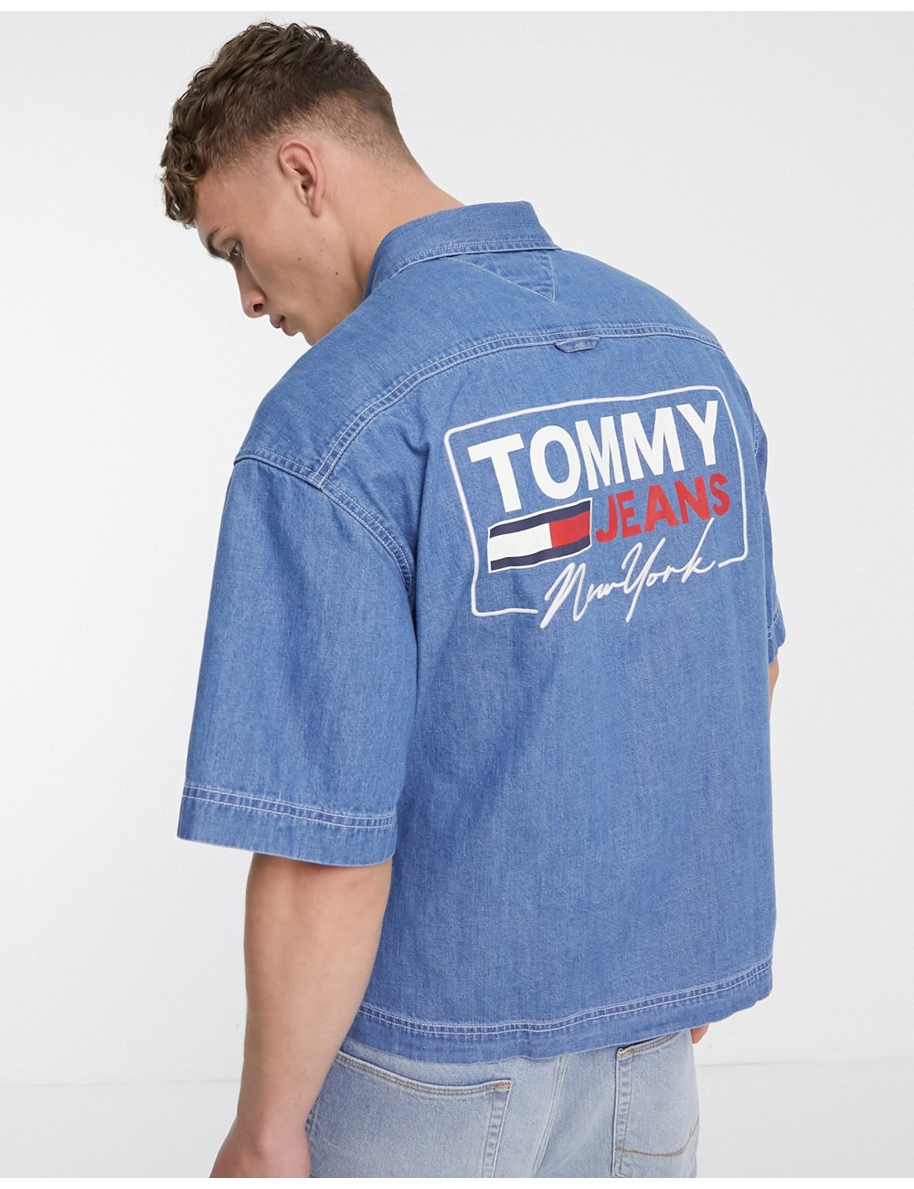 Tommy Jeans short sleeve...