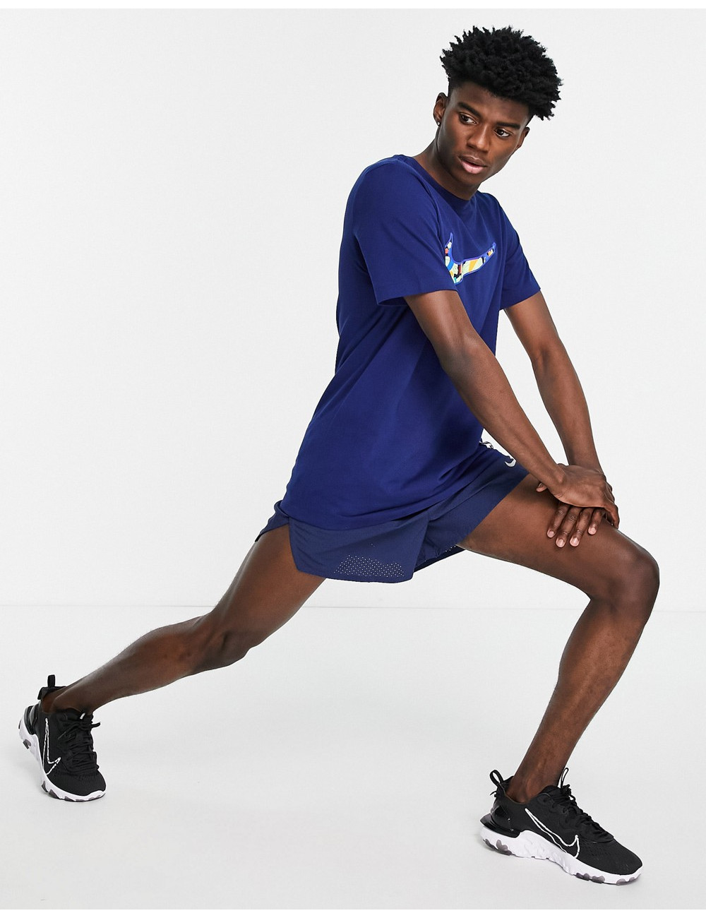 Nike Running Dri-FIT Kelly...