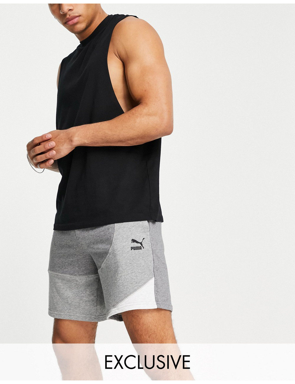 Puma convey shorts in grey...