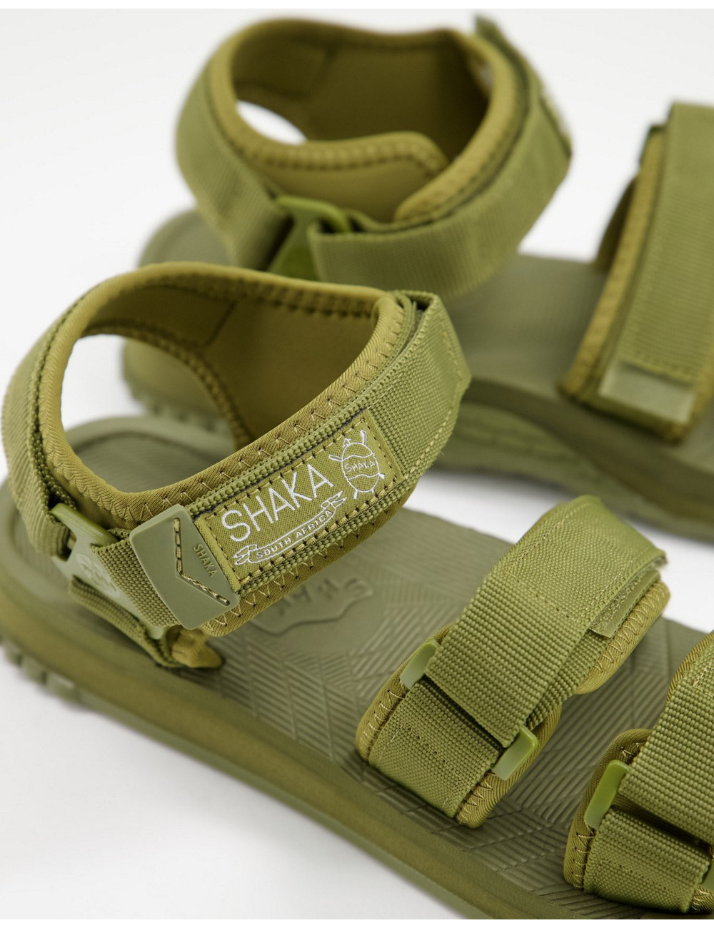 Shaka neo bungy sandals in...