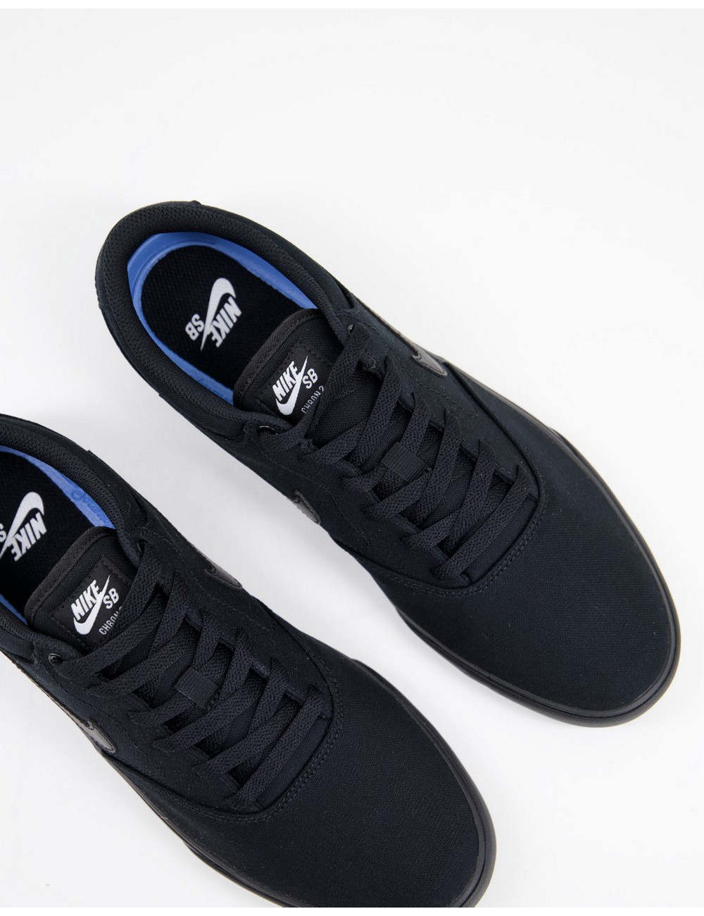 Nike SB Chron 2 in black...