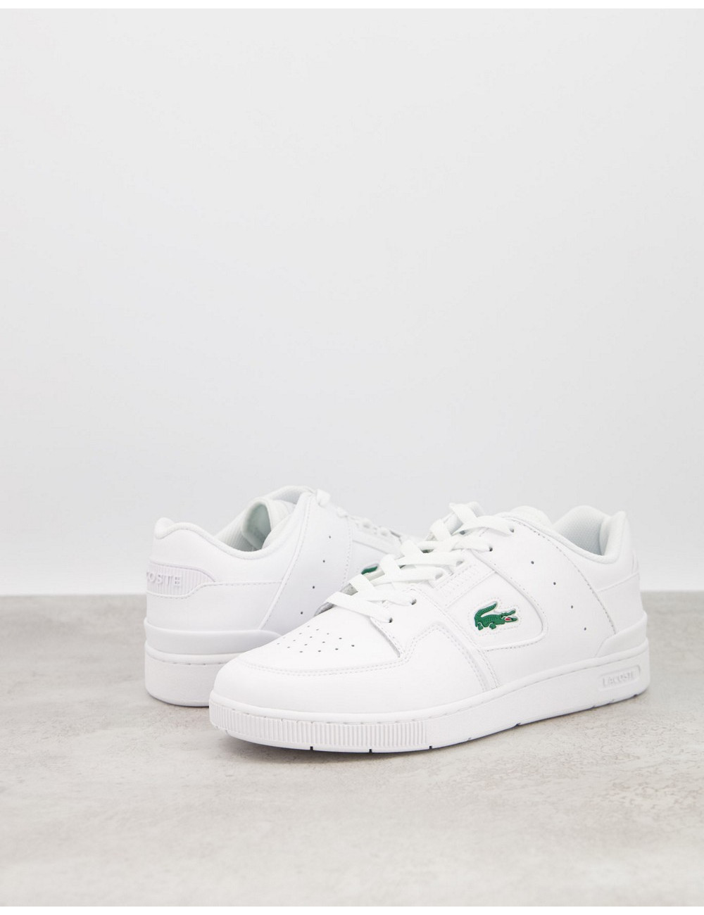 Lacoste court cage in...
