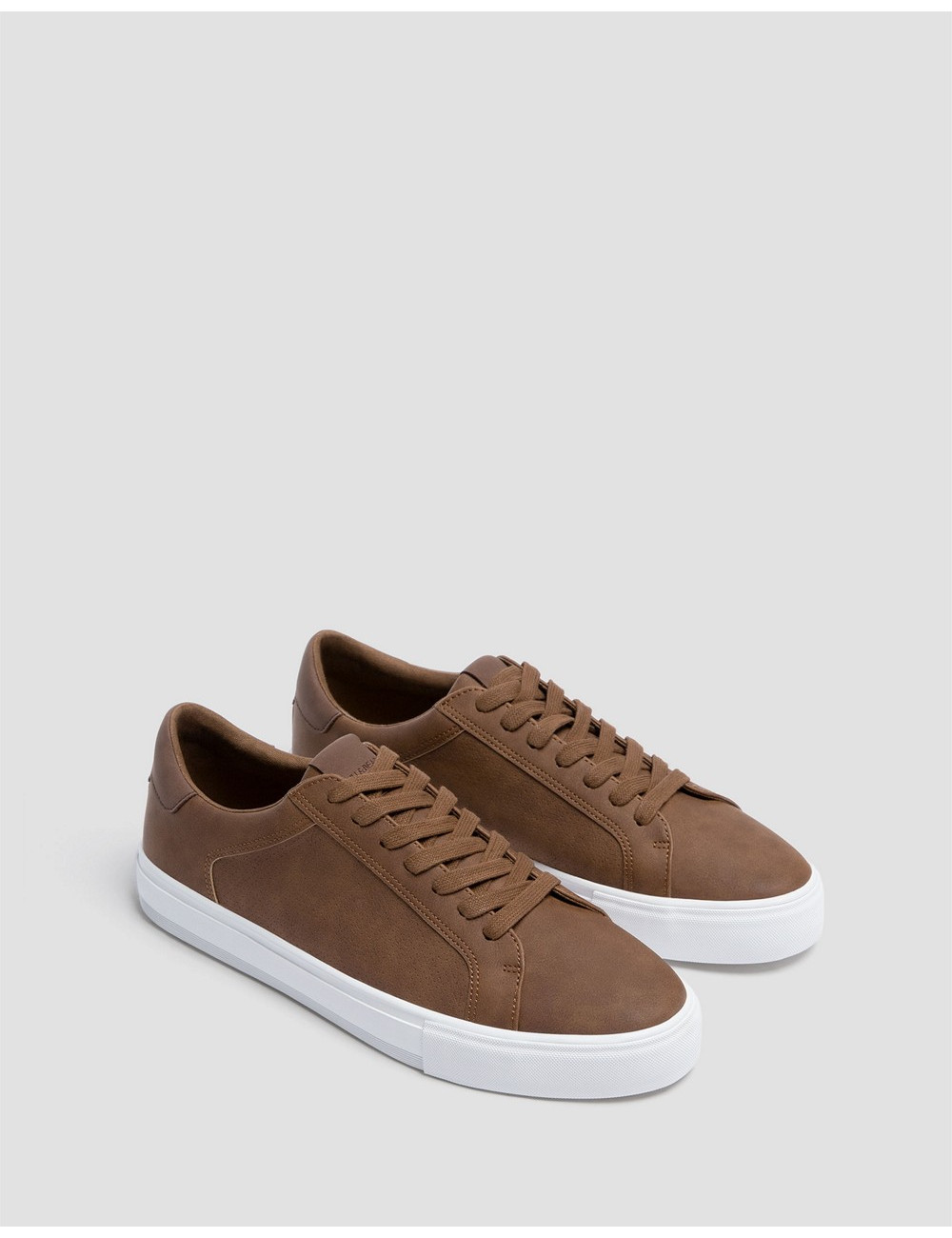 Pull&Bear trainer in brown...
