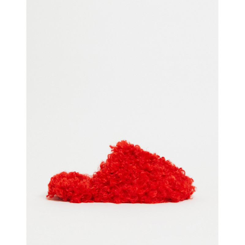 Ego Hot Fuzz slippers in red