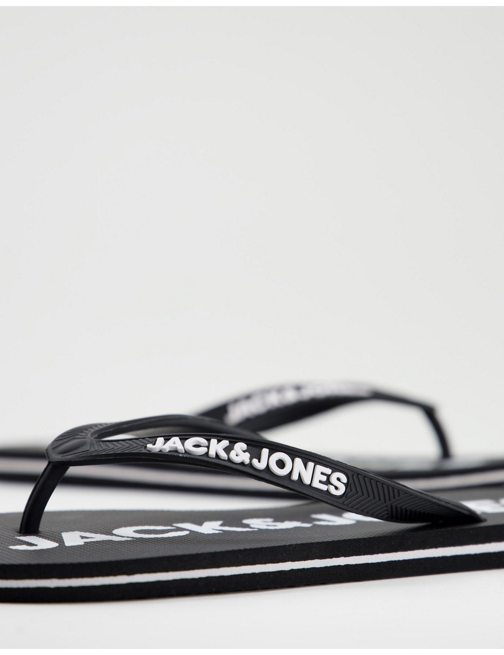 Jack & Jones flip flops...