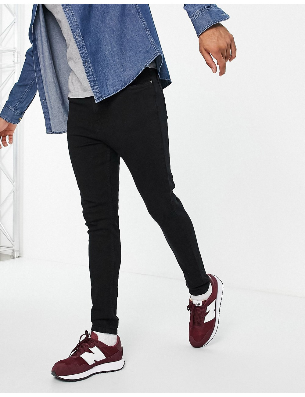 LDN DNM carrot fit jeans in...
