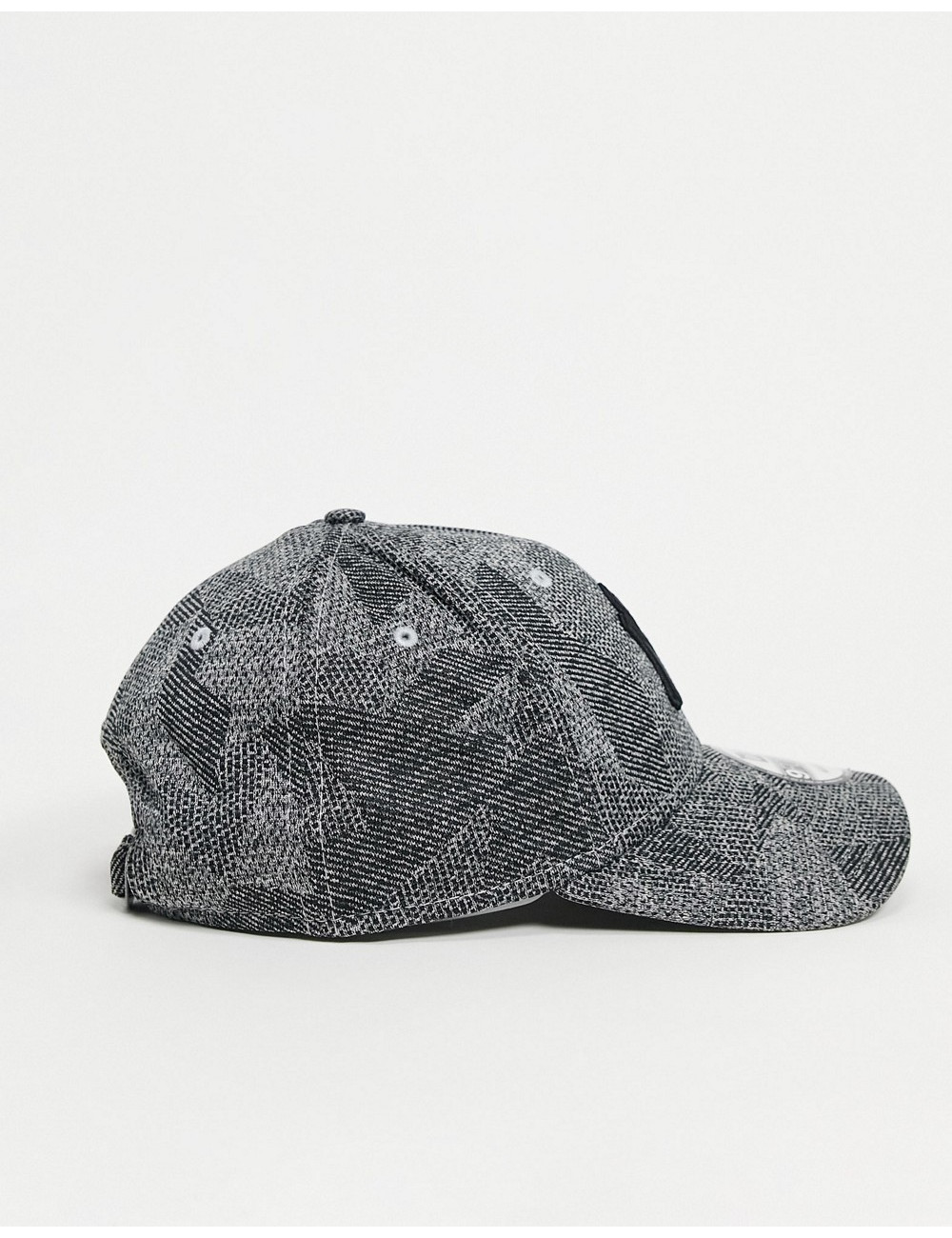 New Era 9forty cap in grey