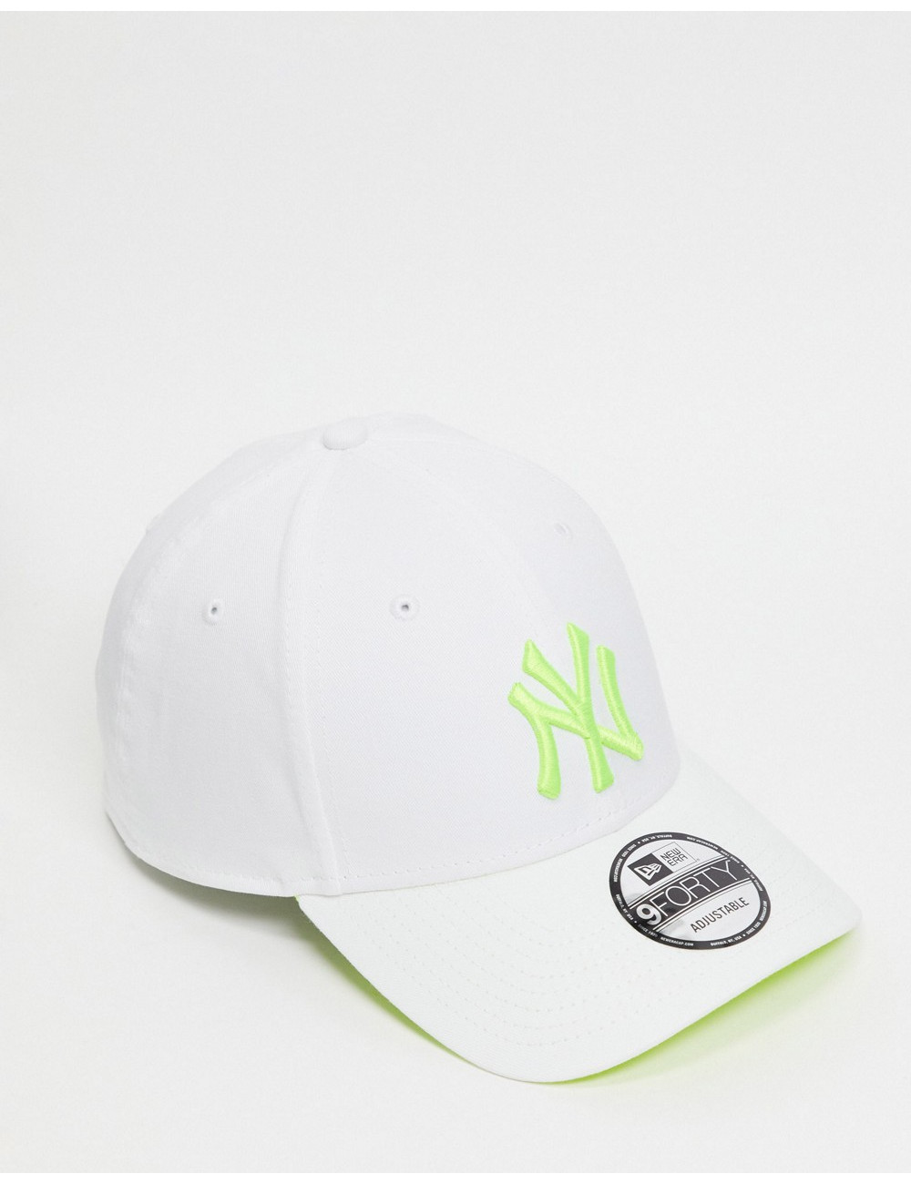 New Era 940 cap in white