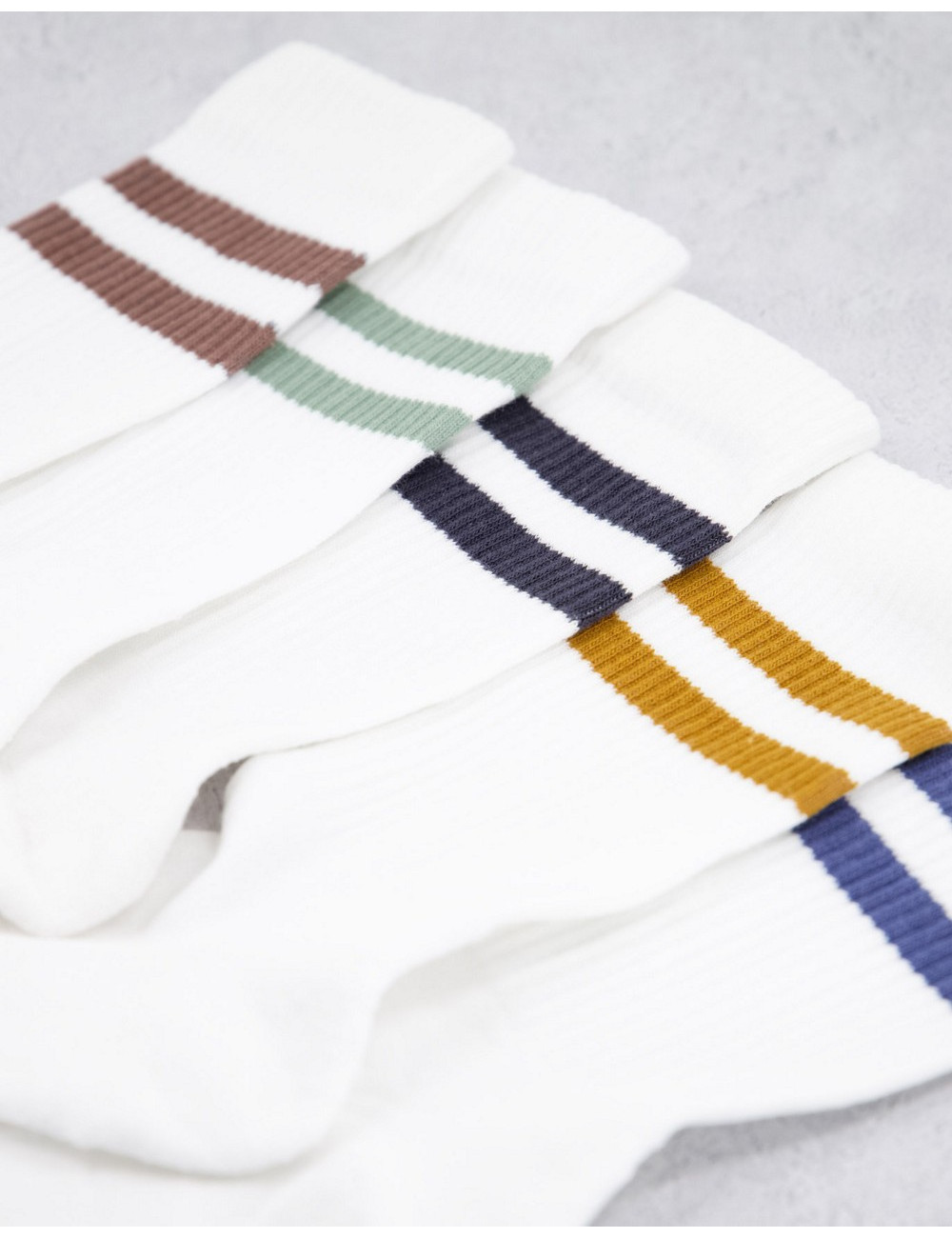 New Look 5 pack socks with...