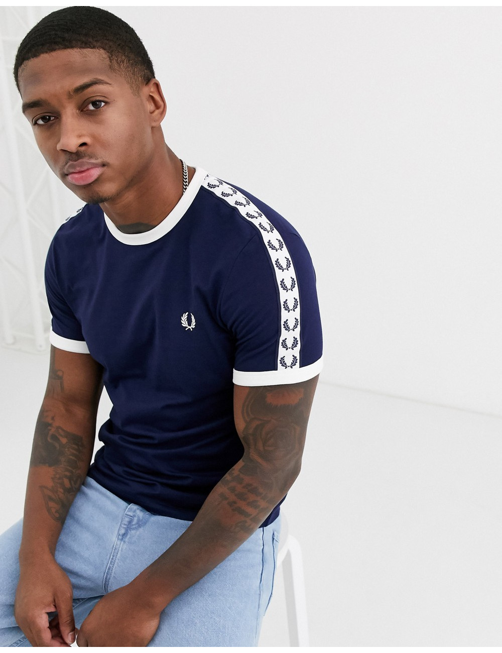Fred Perry taped ringer...