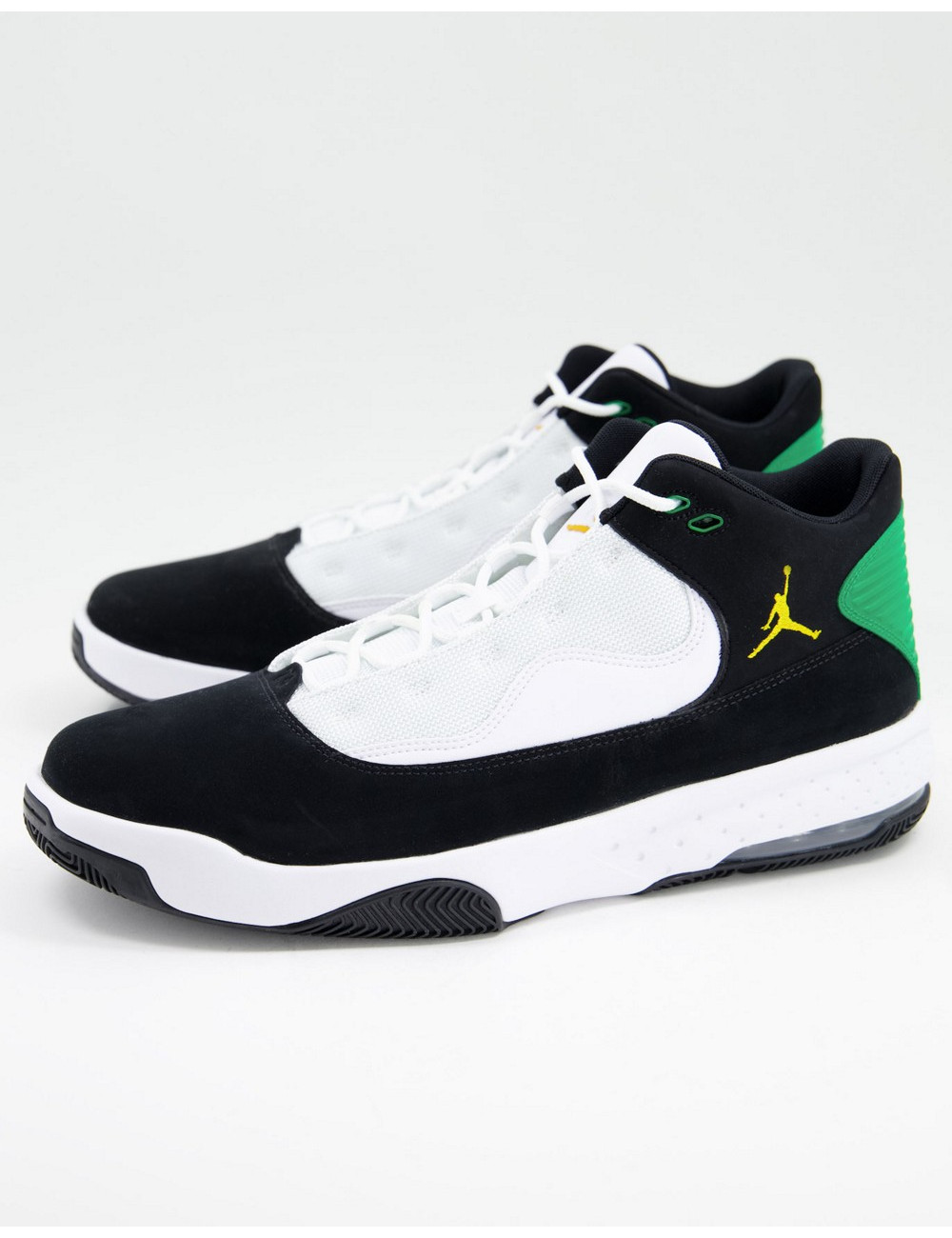 Nike Jordan Max Aura 2...