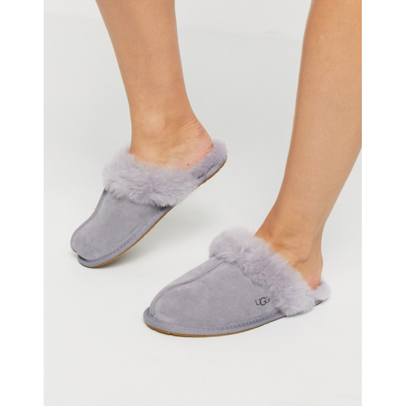 UGG Scuffette slippers in...