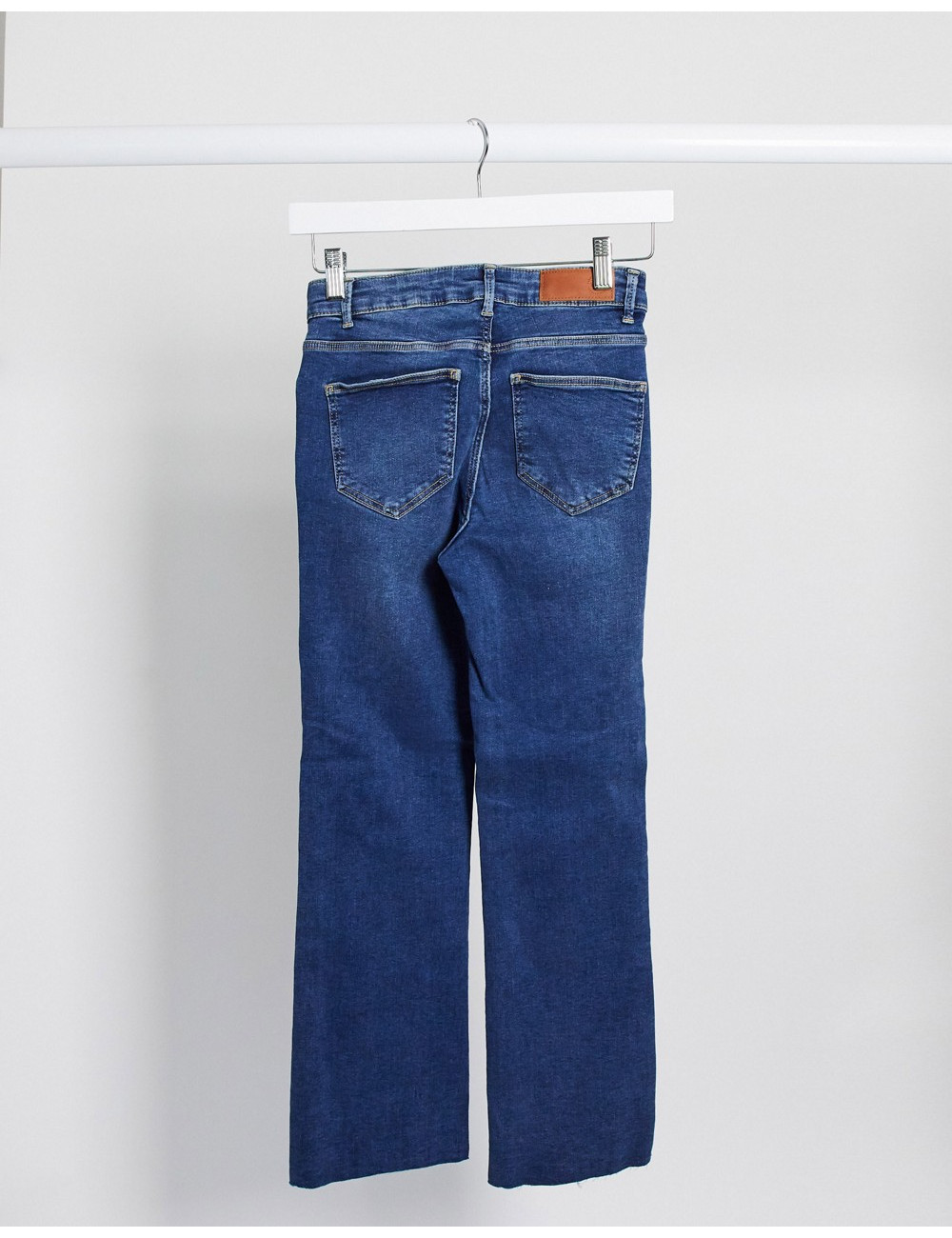Vero Moda crop jeans in...