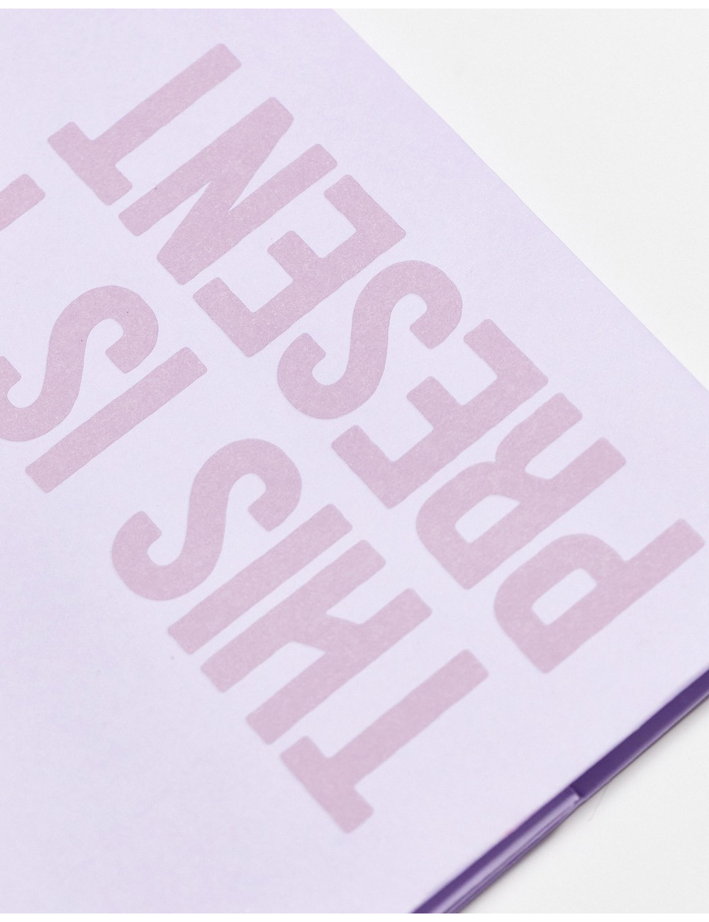 Typo medium gift bag in lilac