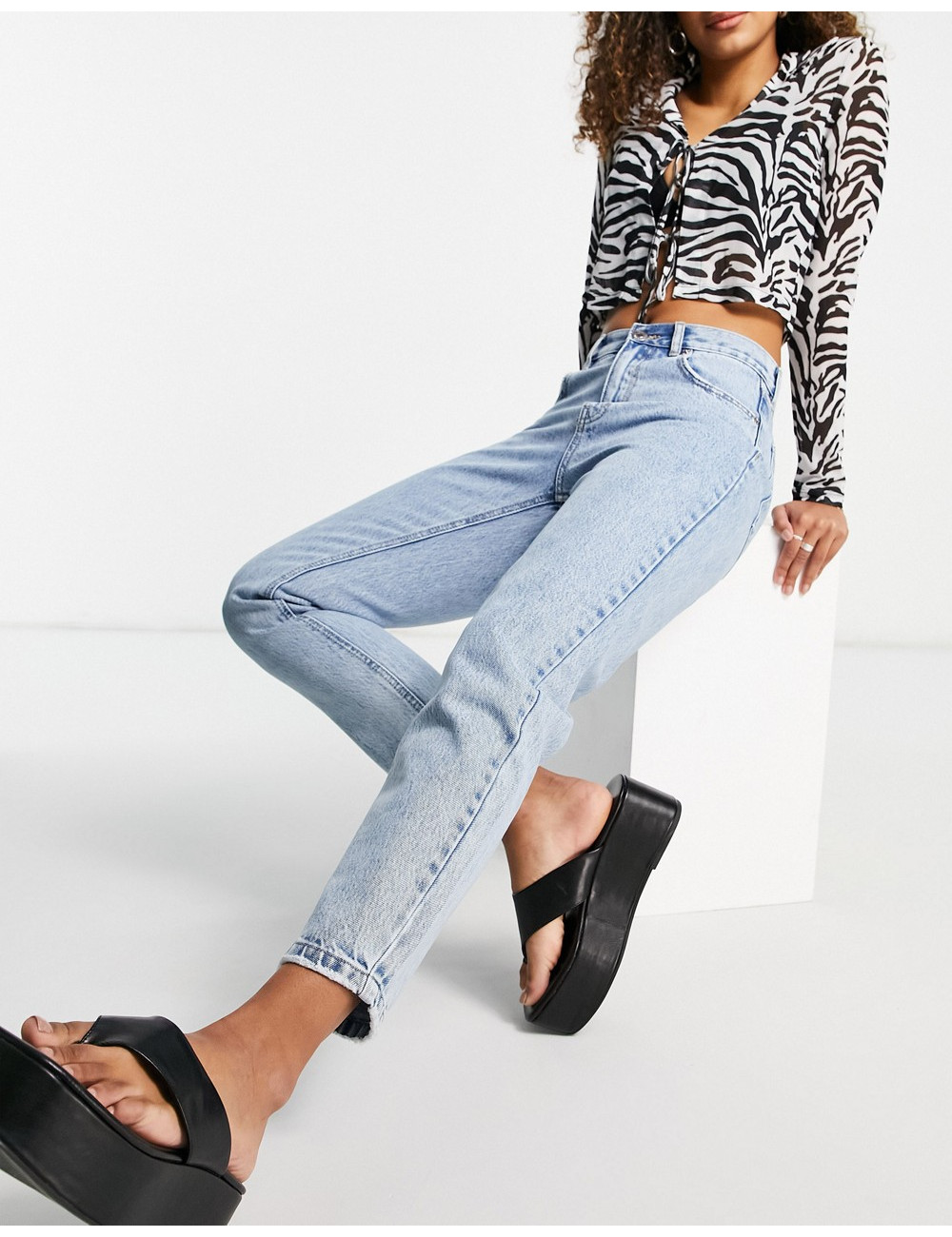 Pull&Bear mom jeans in...