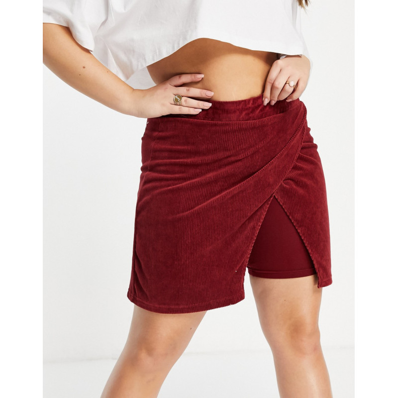 Puma cord skirt in red