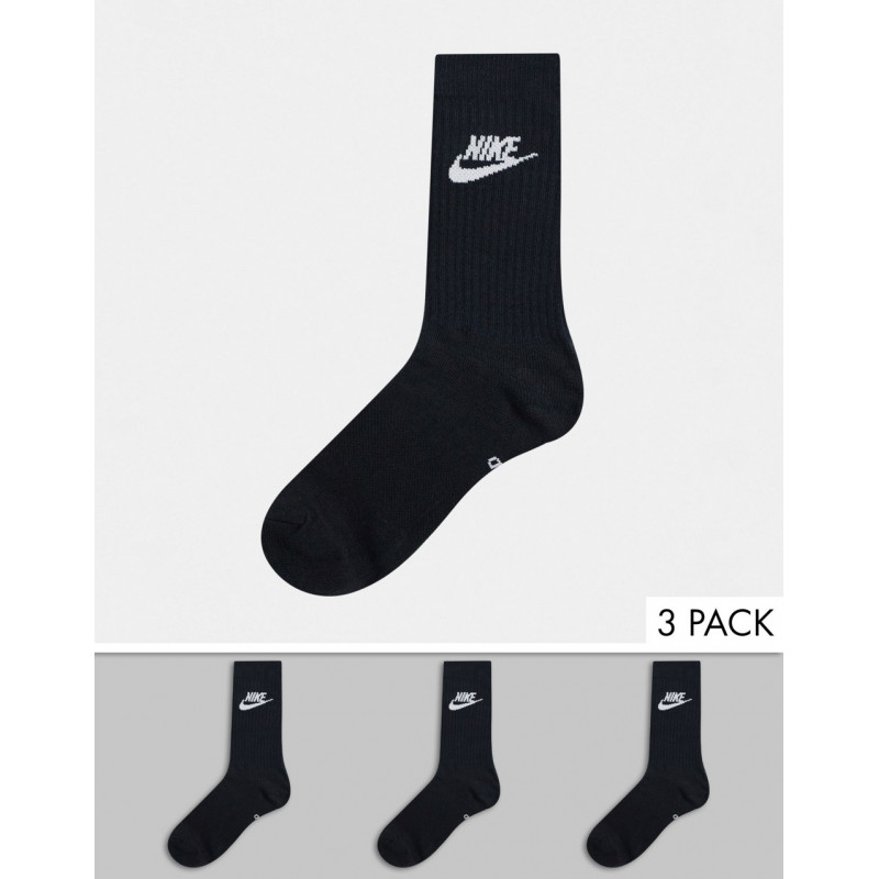Nike Futura logo crew sock...