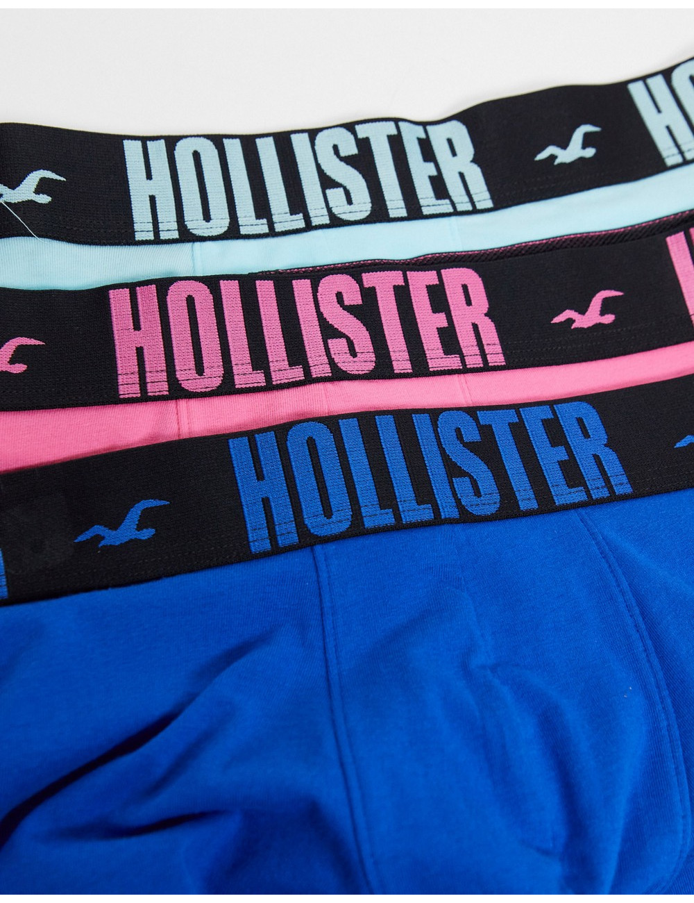 Hollister 3 pack trunk in...