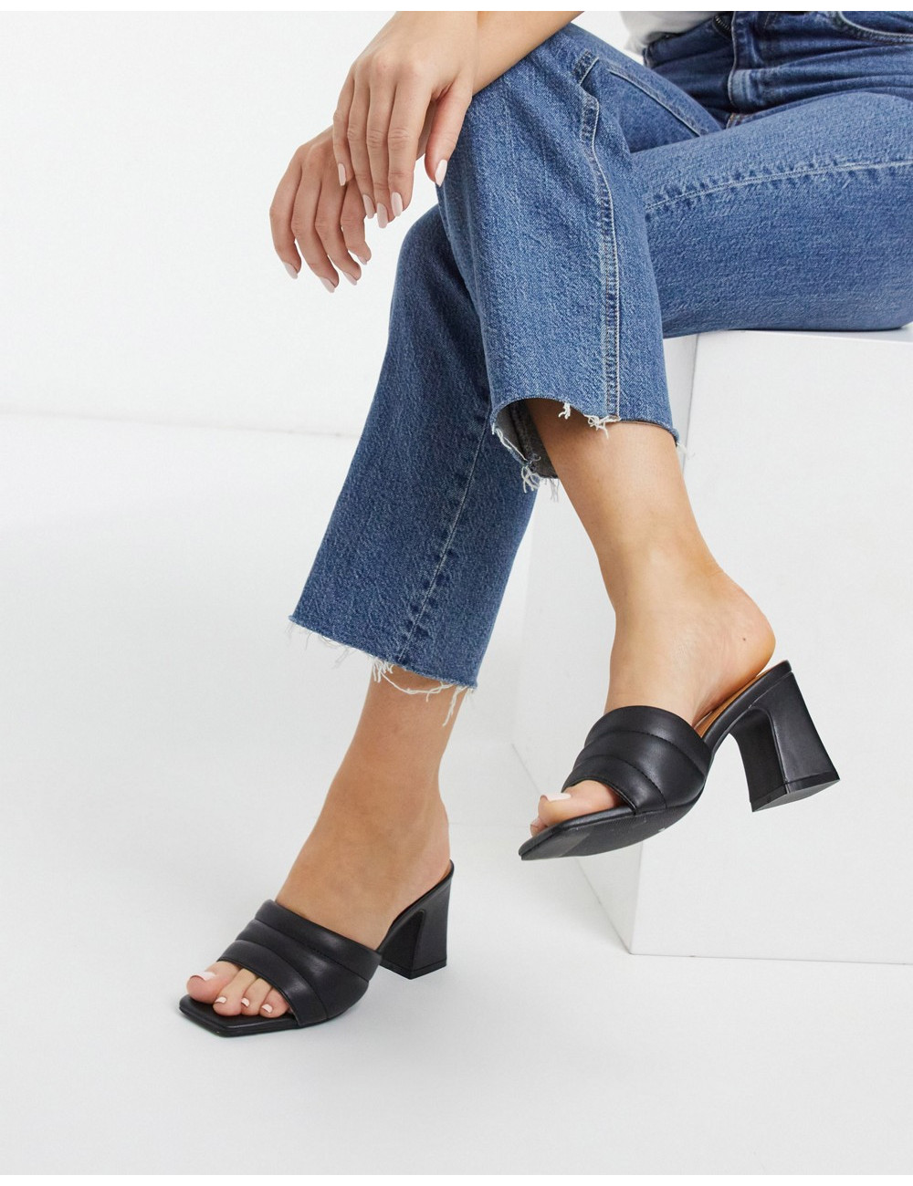 Pimkie quilted mules in black